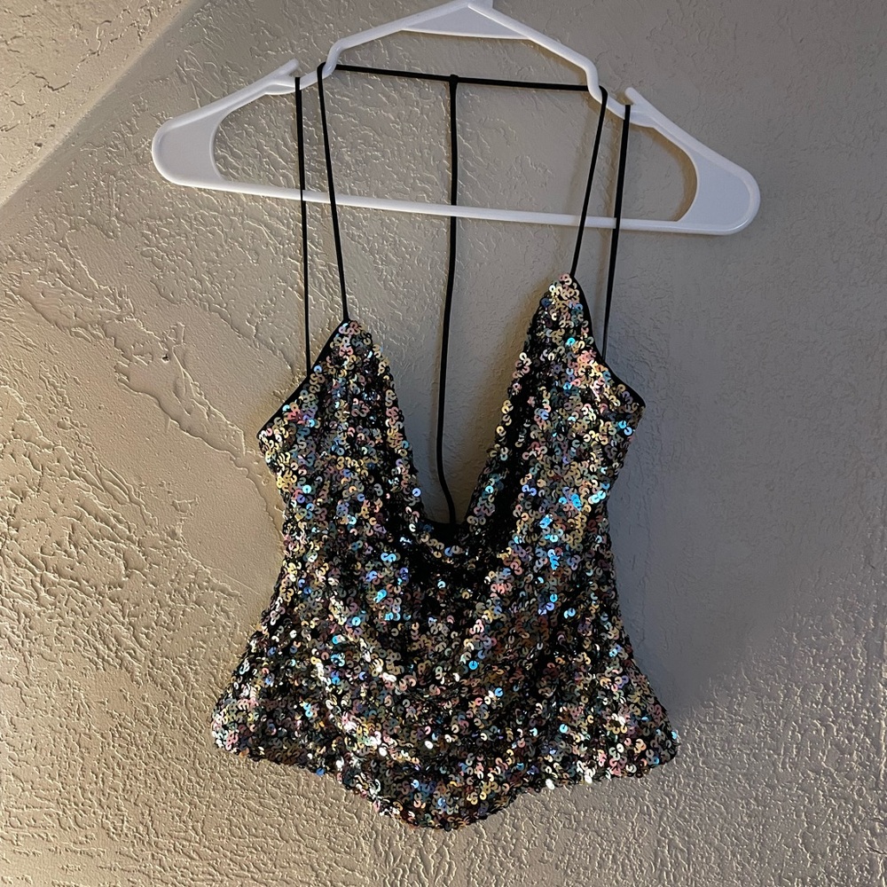 Astr the Label Alicia Sequin Cowl Neck Top